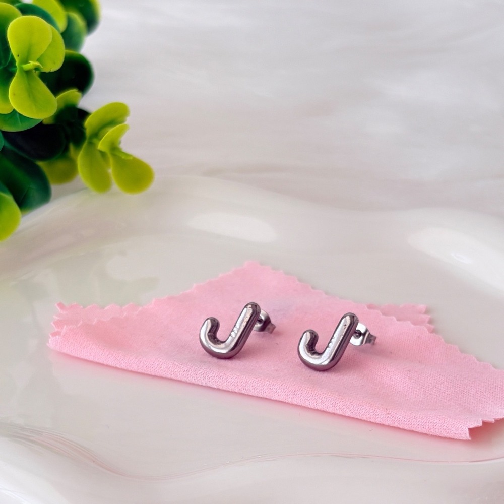Silver Bubble Letter J‎ Stud
Earrings Stainless Steel
